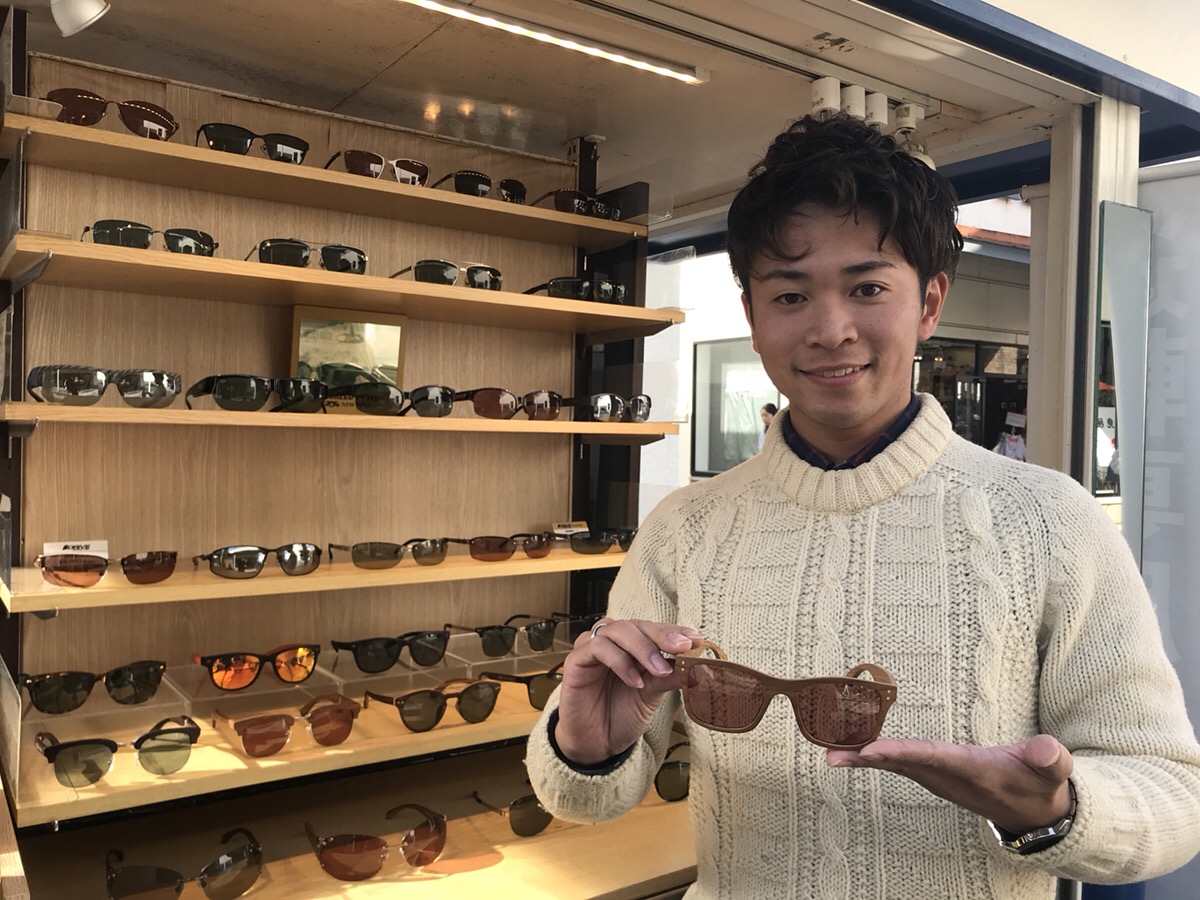 サングラスのアイゾーンニューヨーク Izone New York